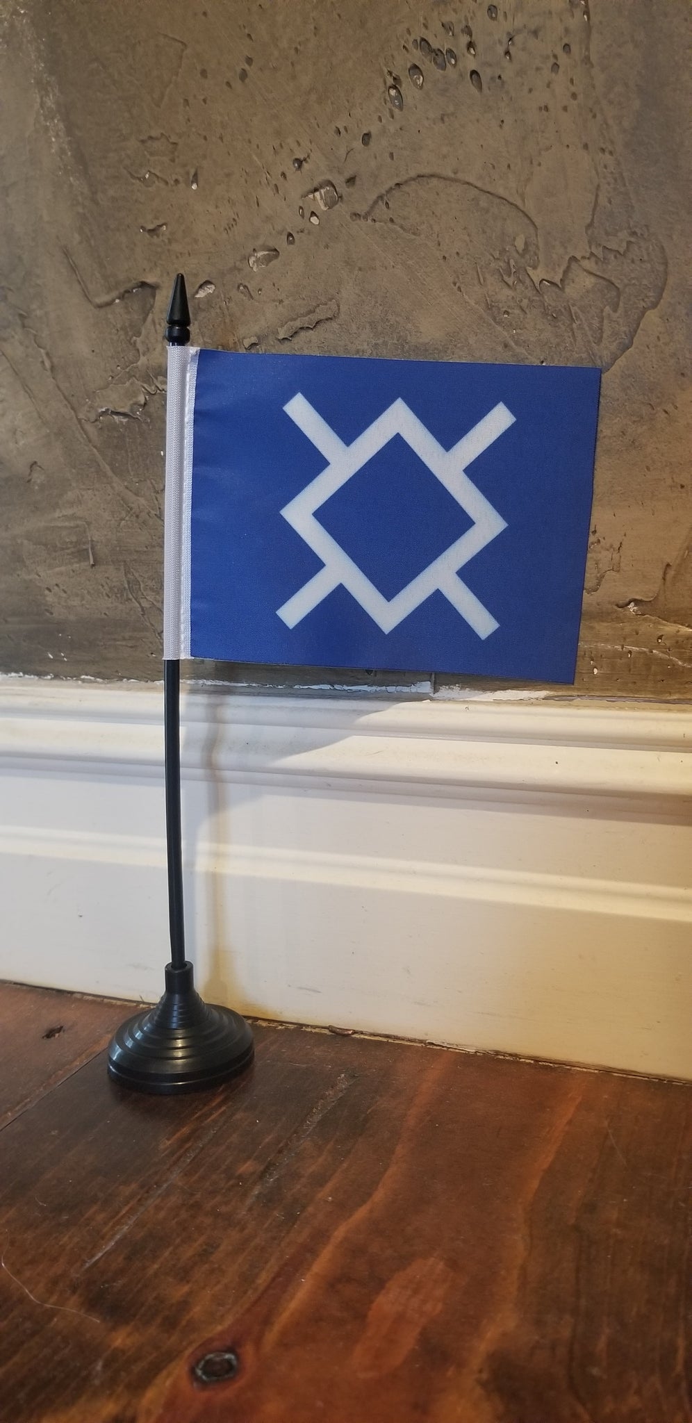 Northern Cheyenne Tabletop Tribal Flag – authentic Native American tribal flag